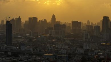 Üst düzey güvenlik konferansına ev sahipliği yapan Bangkok’ta altı bomba patladı, dört kişi yaralandı